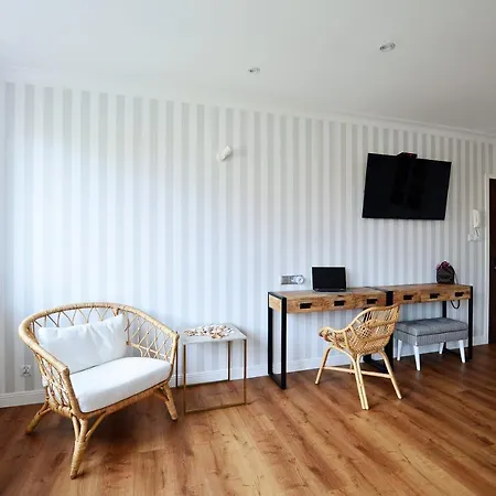 Biala Sowa - Weisse Eule Apartmán Kolobřeh